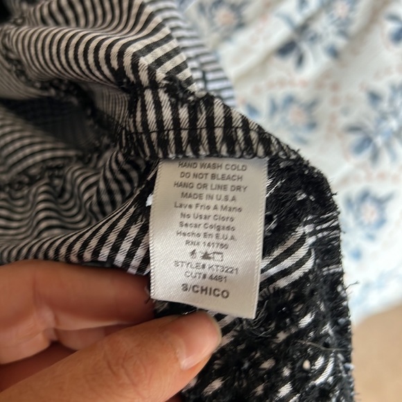 Small Gingham Black and White Peplum Top with Embroidery - Picture 6 of 8